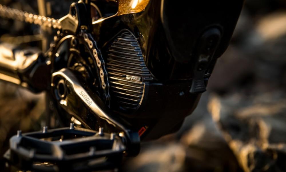 Das Bild zeigt einen Shimano EP801 Motor