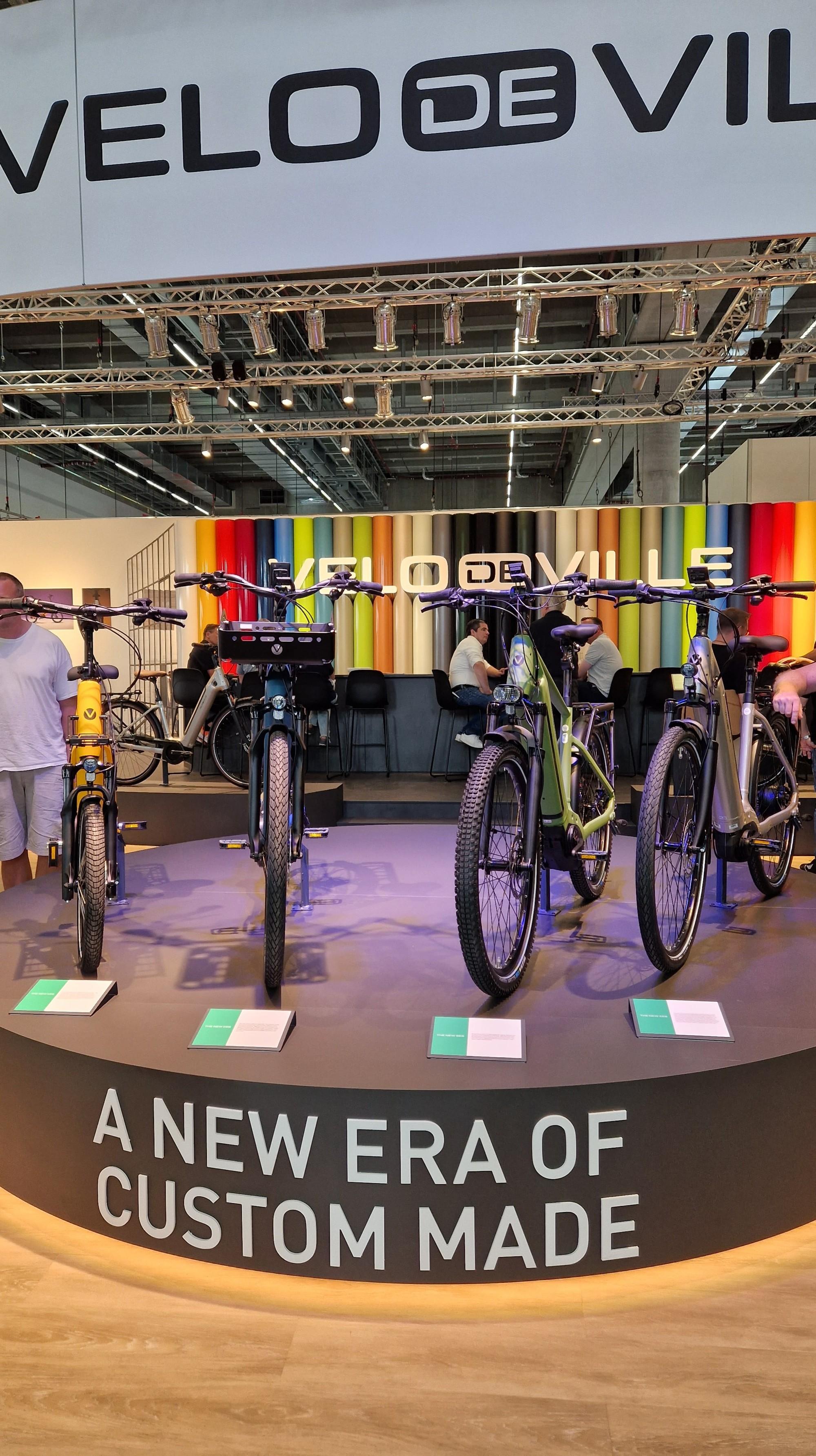 Fahrräder von Velo de Ville werden auf der Eurobike 2014 ausgestellt.