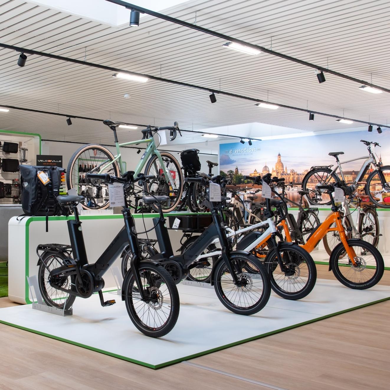 Die neuesten e-Bike Modelle stehen im e-Bike Shop in Bonn aus.