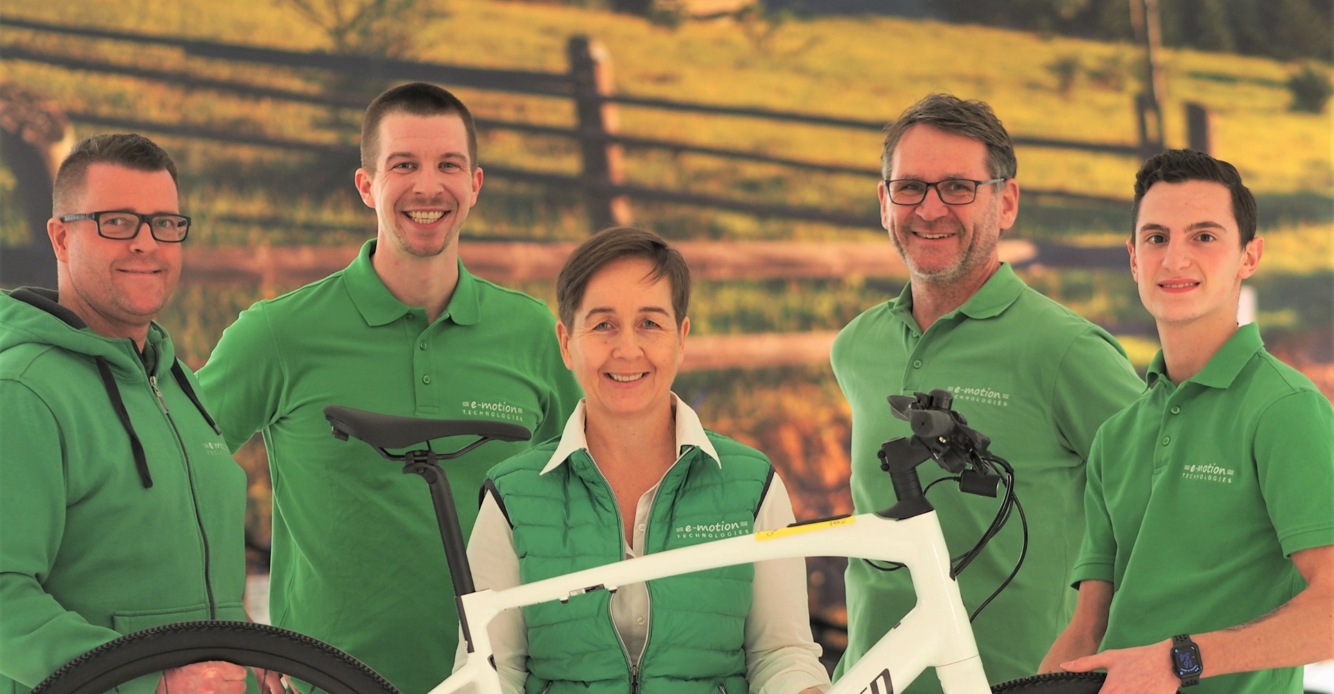 Teambild der e-motion e-Bike Welt Frankfurt Süd aus 2021