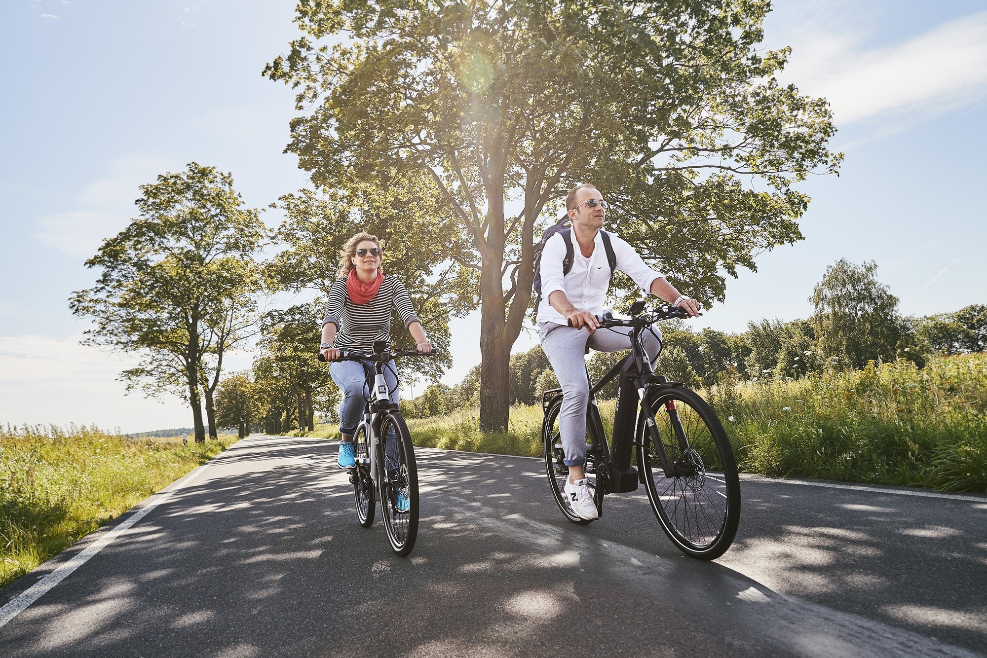 Zwei e-Bikes mit enviolo Schaltung