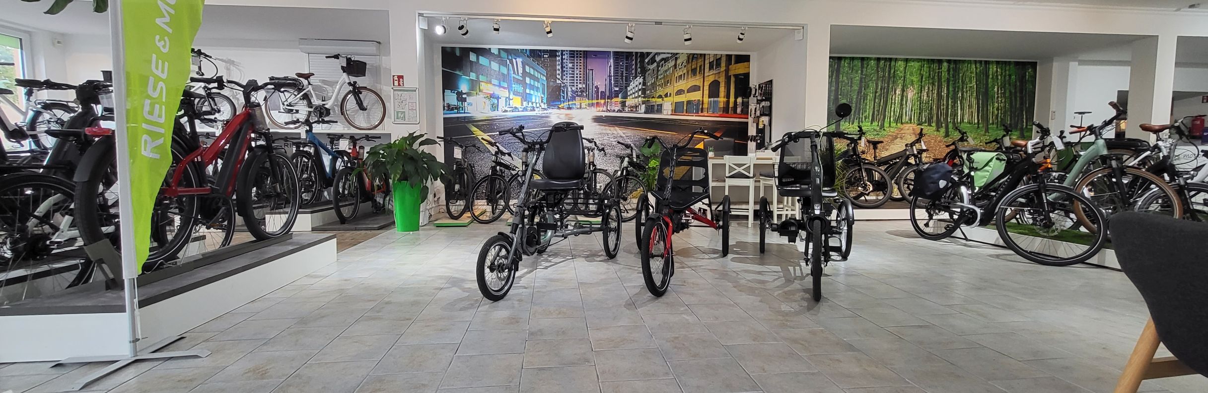 e-motion e-Bike Welt Frankfurt e-motion e-Bike Welt Frankfurt
