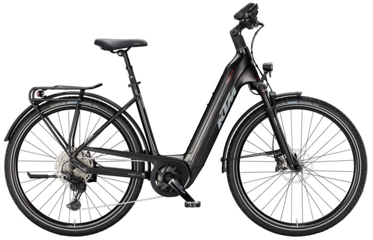 KTM Macina Tour CX 820 2025